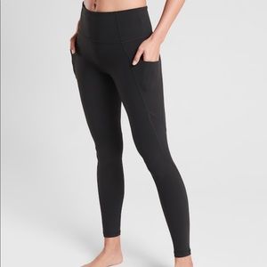 Athleta salutation leggings